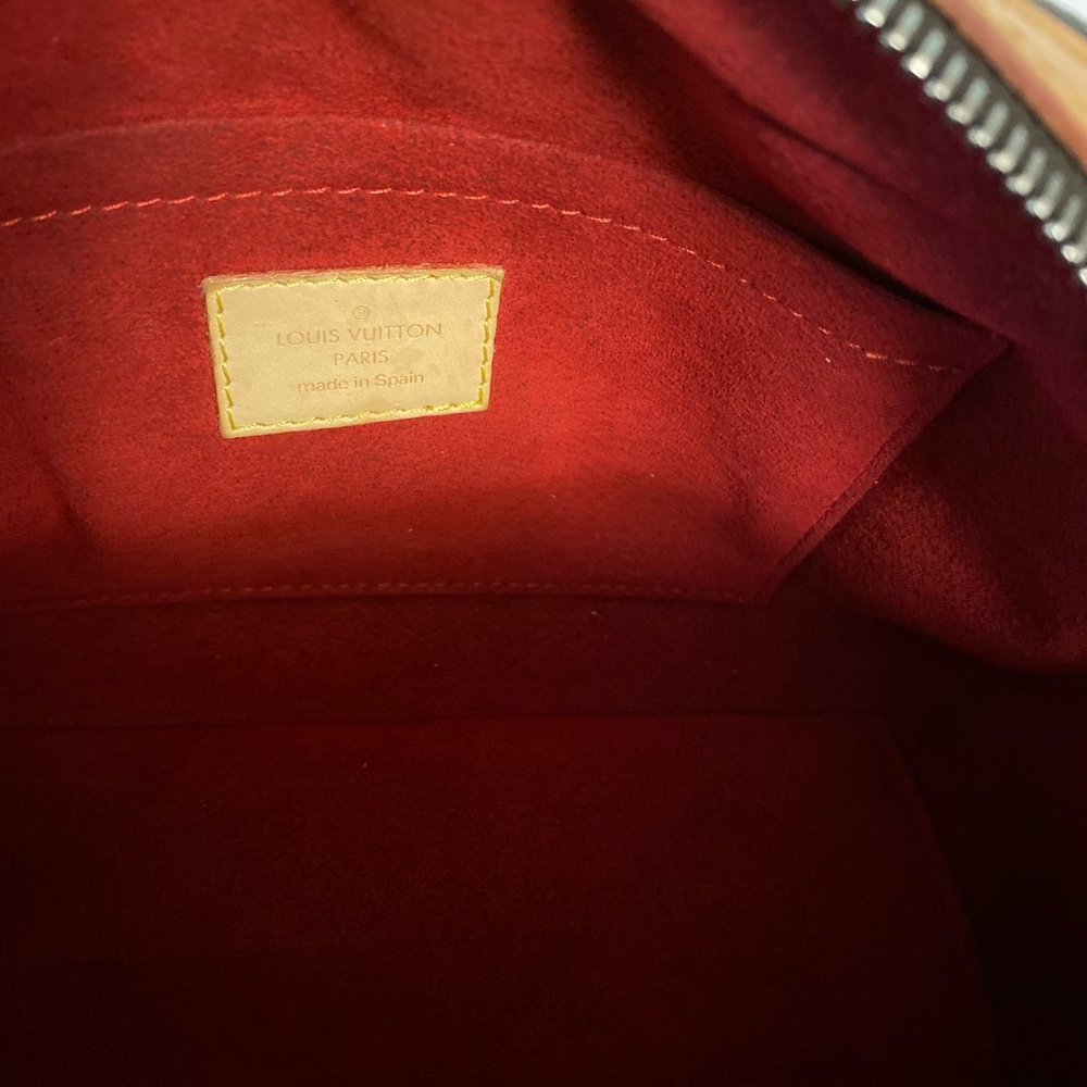 Louis Vuitton Klara handbag - Picture 6 of 8